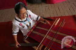 Karya Seni Rupa Terapan yang Berasal dari Kalimantan Timur, Berikut Contohnya