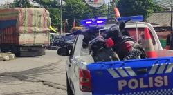 Truk Tabrak 8 Motor di Banyumanik Semarang, 2 Orang Luka<