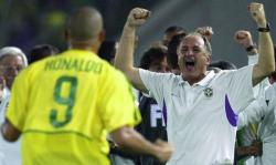 Felipe Scolari Kritik Keras Rencana Brasil Rekrut Luis Enrique: Dia Pelatih Nol Gelar!