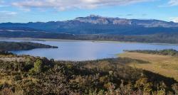 5 Tempat Paling Indah di Papua selain Raja Ampat, Harus Dikunjungi Sekali Seumur Hidup