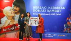 Bantu Penderita Kanker, Donasi Rambut MNC Peduli dan Lifebuoy Sukses Pecahkan Rekor MURI 