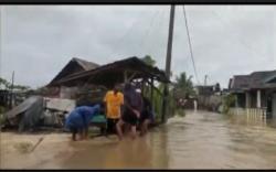 Cuaca Ekstrem, 2 Jembatan di OKU Selatan Putus Diterjang Banjir Bandang<