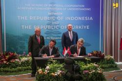 RI Turki Kerja Sama Garap Jalan Tol Trans Sumatera hingga Produksi Bus Listrik
