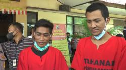 Tepergok Dorong Motor Curian, 2 Pencuri Kambuhan di Surabaya Ditangkap