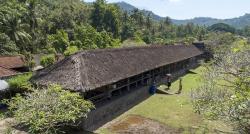 Desa Unik, Semua Warga Dilarang Petik Buah di Pekarangan Rumah Sendiri, Hukumannya Berat!