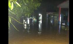 Sungai Meluap, Belasan Rumah dan Fasilitas Umum di Kolaka Utara Terendam Banjir