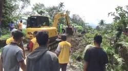 Kendaraan dari Padangsidimpuan-Sibolga Bisa Melintas, Longsor di Tapsel Sudah Dibersihkan