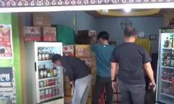 Gerebek Toko Penjual Miras di Palopo, Polisi Sita Ratusan Merek Berbagai Jenis