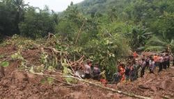 Dua Orang Hilang akibat Longsor di Gunungkidul, Tim SAR Diterjunkan