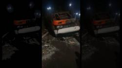 Elf Angkut Belasan Santri Terguling usai Serempet Minibus di Jember, 3 Luka-luka<