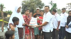 DPC Partai Perindo Sunggal Berikan Bantuan untuk Korban Kebakaran di Dusun III<