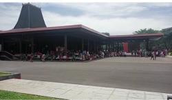 Antrean Pengunjung Mengular di TMII, Antusias Pertama Kali Buka Usai Revitalisasi