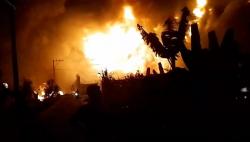 Imbas Kebakaran 2 Pabrik Pengolahan Karet di Asahan, 4 Rumah Warga Ikut Hangus