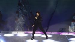 Penampilan Memukau Jung Kook BTS Buka Piala Dunia 2022 Qatar