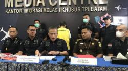 Imigrasi Batam Buru Pelaku Pemalsuan Stempel Izin Tinggal di Malaysia