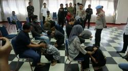 Pelajar Cilegon, Di Jalan Bak Jagoan sampai Kantor Polisi Nangis Sesenggukan