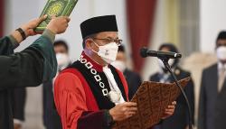 Guntur Hamzah Resmi Jadi Hakim MK Gantikan Aswanto yang Diberhentikan DPR