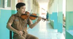 Viral Video Guru Jago Main Bola, Suaranya Menyayat Hati Netizen