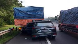 Anggota DPRD KBB Jadi Korban Tabrakan Xenia di Tol Cipularang<