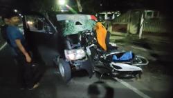 Tabrakan Hebat Motor dan Pikap di Madiun, 1 Tewas Terlempar 1 Luka-Luka