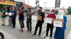 Galang Dana untuk Korban Gempa Cianjur, Mahasiswa dan Pengamen Ngamen Bareng<