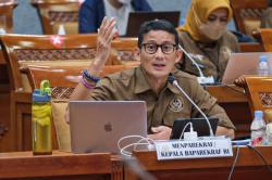 Bangkitkan Ekonomi dan Buka Lapangan Kerja, Sandiaga Uno Akselerasi Tindak Lanjut PP Ekraf<