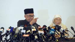 Foto Anwar Ibrahim Resmi Menjadi Perdana Menteri Malaysia 