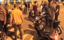 Bubarkan Balap Liar, Polisi Keluarkan Tembakan Peringatan ke Udara, 26 Pemuda Diamankan