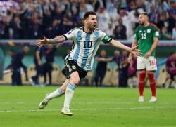 Bobol Gawang Meksiko, Messi Samai 2 Rekor Maradona di Piala Dunia