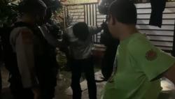 Pamer Kemaluan di Kompleks Perumahan, Pria Makassar Babak Belur Diamuk Massa<