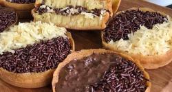 Cara Membuat Martabak Manis Pakai Teflon, Bahannya Sederhana!
