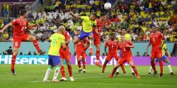 Hasil Piala Dunia 2022 Brasil vs Swiss: Samba Lolos ke 16 Besar, Casemiro Cetak Gol Indah<