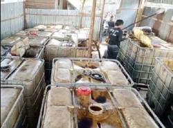 Polisi Gerebek Gudang Penimbunan dan Pengoplosan Solar, 4 Orang Diamankan