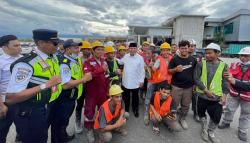 Hadiri Munas KAHMI, Prabowo Disambut Riuh Para Pekerja Bandara Palu: Presidenku, Rek!