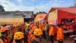 Kemensos Bangun Sekolah Darurat untuk Anak Korban Gempa Cianjur<