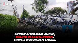 Baliho di Kawasan Aloha, Gedangan, Sidoarjo Ambruk Diterjang Angin