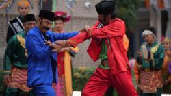 10 Contoh Pantun Berbalas, Bertema Gombalan hingga Tebak-tebakan<