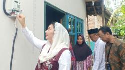 Hore, Ribuan Rumah Warga Miskin di Brebes Dibantu Pemasangan Listrik Gratis