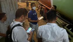Bawa BBM Solar Olahan Ilegal 20.000 Liter, Sopir Truk dan Kapten Kapal Ditangkap Polisi