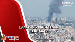 Lapak Terbakar di Kebon Jeruk, 14 Mobil Damkar dengan 70 Personel Diterjunkan