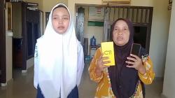 Korban Jambret Ini Semringah, Ponsel Kesayangannya yang Hilang Dikembalikan Polisi