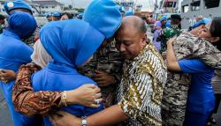 Suasana Haru Pelepasan 119 Prajurit TNI Jalani Misi Perdamaian ke Lebanon