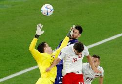 Szczesny Kalah Taruhan Rp1,6 juta dari Messi, Kiper Polandia Ogah Bayar