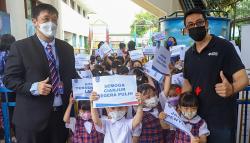 Sekolah Regina Pacis Gandeng MNC Peduli Salurkan Bantuan untuk Korban Gempa Cianjur