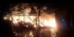 Kebakaran Hanguskan 1 Rumah Panggung di Maros, Pemilik Alami Luka Bakar