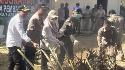 570 Lembar Kulit Ular Dimusnahkan di Lampung