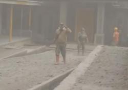 Abu Vulkanik Erupsi Semeru Selimuti Pronojiwo, 16 Orang Menolak Dievakuasi