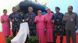 Dukung Tugas Patroli Perairan, Kapolda Sulut Resmikan Penggunaan Kapal Karet RIB Milik Polairud