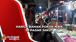 Jelang Nataru, Harga Bahan Pokok Merangkak Naik di Pasar Pademangan Timur