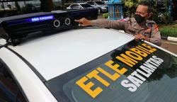 Penampakan Mobil Patroli Polisi Dipasang Alat Tilang Elektronik